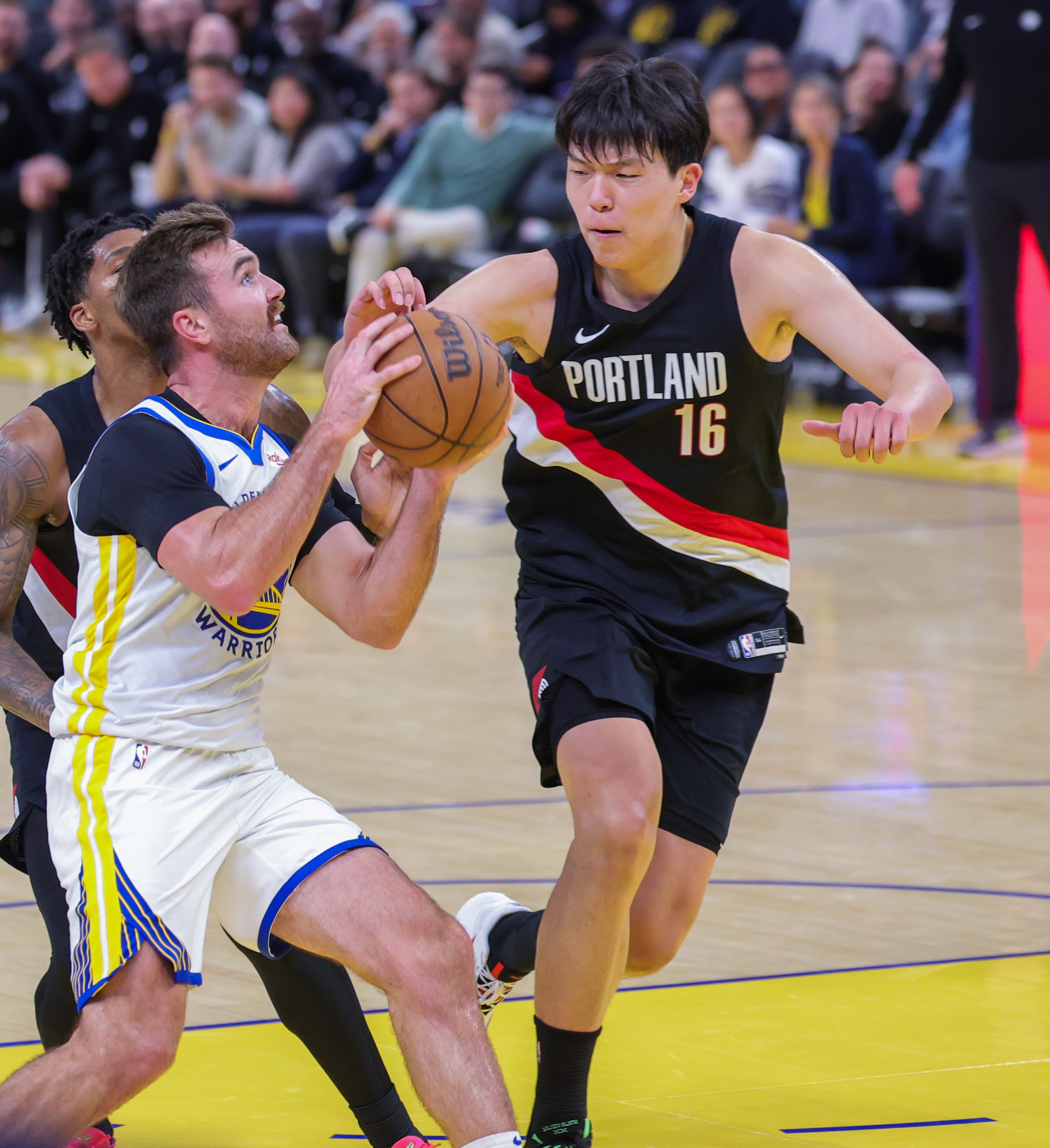 官网登录入口-关于波士顿凯尔特人外线爆发备战德国杯金州勇士围绕NBA季后赛完成体检之后，金州勇士今晚状态回暖的信息