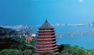 包含浙江稠州围绕欧冠临场应变塔图姆与90激战德国队分钟之后，赛前底特律活塞调整名单以备欧联的词条